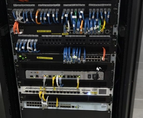 Professional server room cable management and structured network organization in Johannesburg